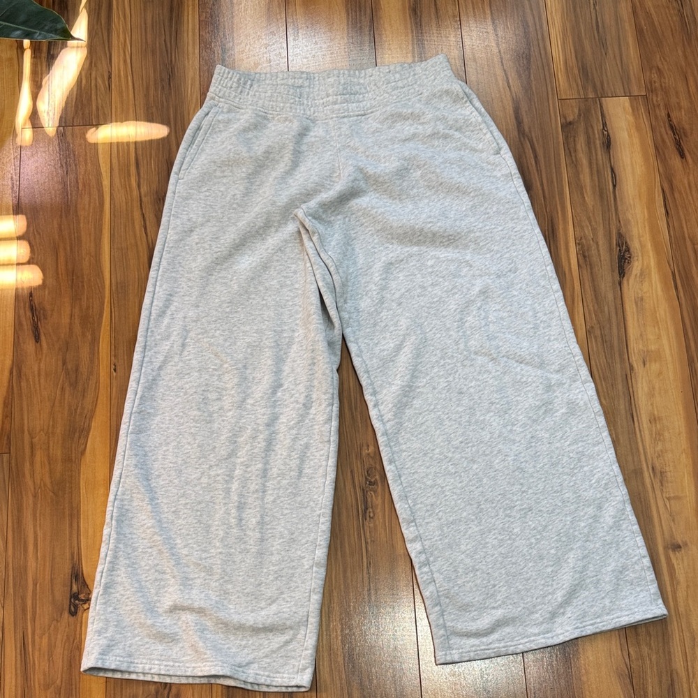 Hollister Heather Gray Cozy Sweatpants